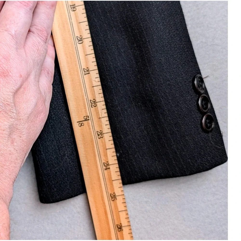Louis Feraud Paris Mens Suit Charcoal Gray Pinstripe Two Button Jacket and pants